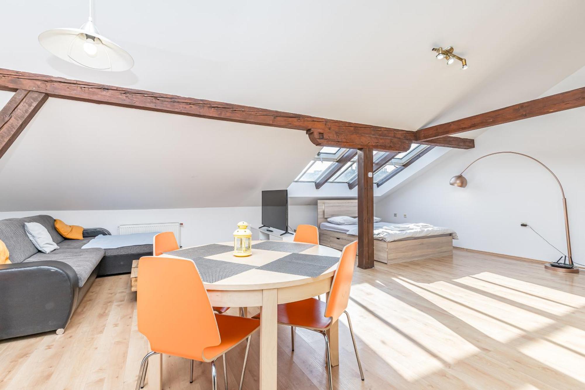 Skyview Haven Apartment Prag